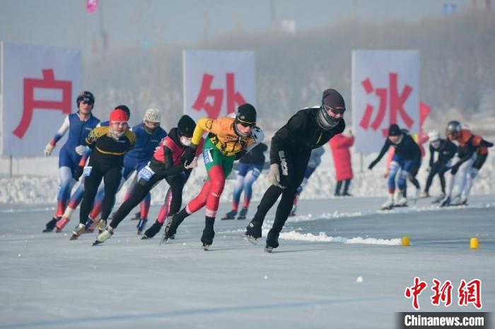 2024年哈尔滨亚洲速度滑冰马拉松开赛，千名参赛