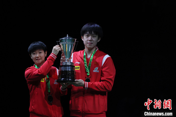 王楚钦孙颖莎混双卫冕成