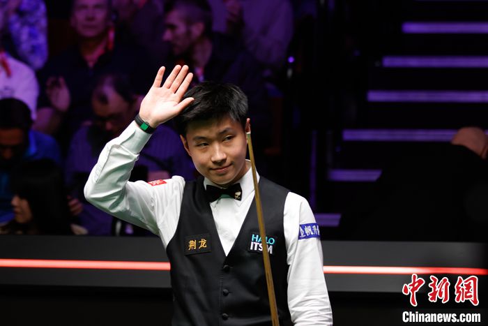 赵心童力克威廉姆斯 中国首夺世锦赛冠军